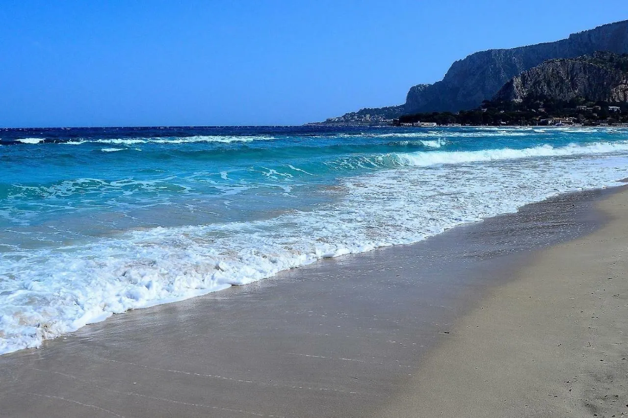 Monolocale I Delfini Apartment Mondello
